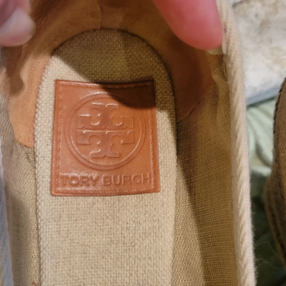 Tory Burch Gold Metalic Canvas Jakie Peep Toe Espidrilles in 8.5. #120
